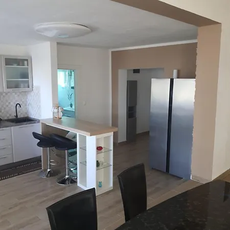 Apartman Hana Apartment *
